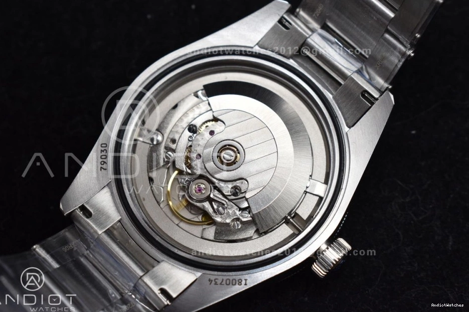 Best Heritage Black A2824 ZF On Durable 889 1:1 Bay SS Black V Bezel Bracelet Edition 39MM 0425